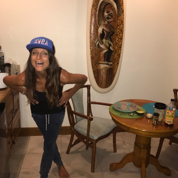 Meet your Posher, Sandra - Picture 1 of 1